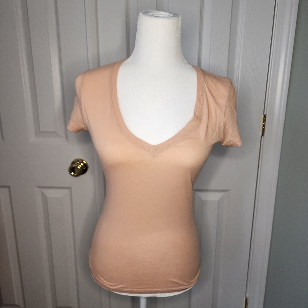 Nollie The Basic Tee